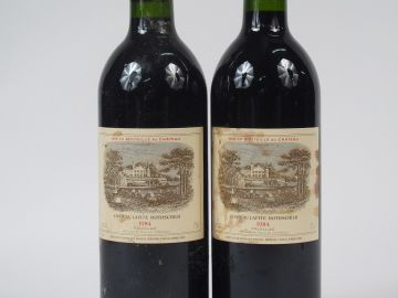 2 BOUTEILLES CHATEAU LAFITE ROTHSCHILD 1ER GCC PAUILLAC - 1984 - 1 ET