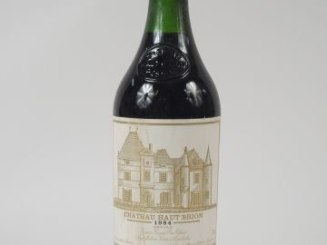 1 BOUTEILLE CHATEAU HAUT BRION 1ER GCC PESSAC LEOGNAN - 1984