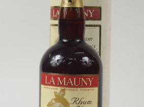1 BOUTEILLE VIEUX RHUM AGRICOLE LA MAUNY - 1979 - COFFRET