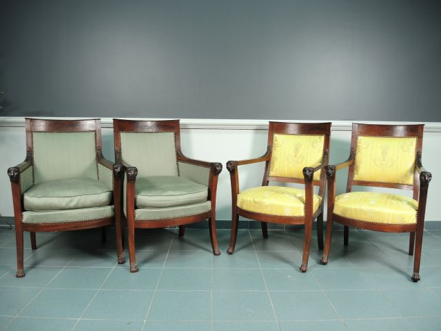 Mobilier de salon XIXème de style Empire en acajou et placage d’acajou