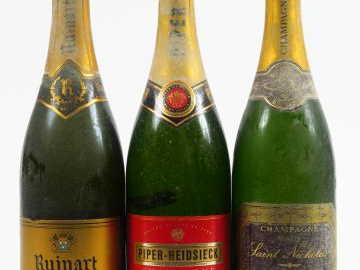 3 BOUTEILLES CHAMPAGNE : 1 RUINART BRUT - 1 PIPER HEIDSICK - 1 ST NICO