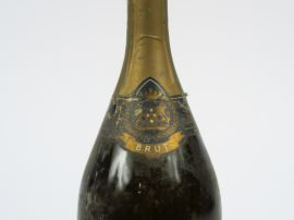 Vente aux enchères 1 BOUTEILLE CHAMPAGNE DOM RUINART BLANC DE BLANCS - 1971 - EA