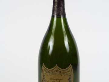 1 BOUTEILLE CHAMPAGNE DOM PERIGNON - 1982 - COFFRET