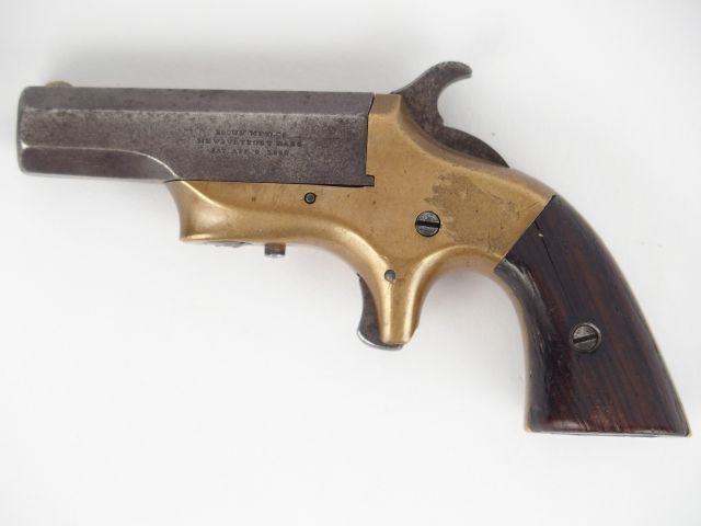 265- Derringer de poche mono coup « Southener » à canon pivotant, carc