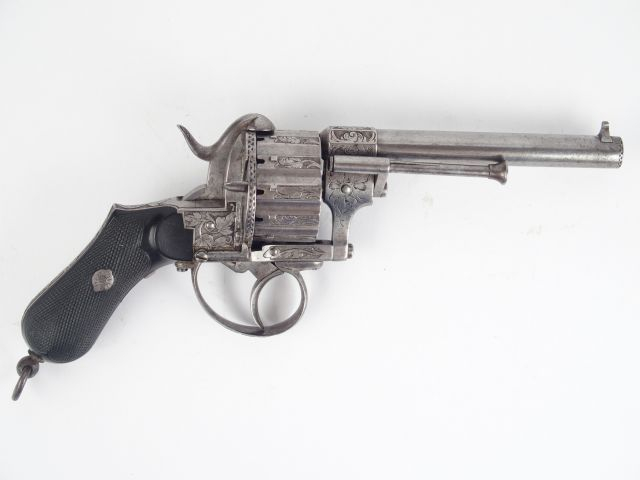 249- Revolver  à système par Chaineux calibre 9mm à broche. Modèle de 
