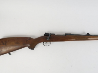 Vente aux enchères 211-Carabine de grande chasse système Mauser 98 calibre 7 x 64. Boitie