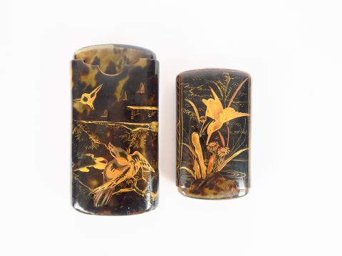 Lot comprenant deux étuis en écaille de tortue, à décor de Martin-pêch