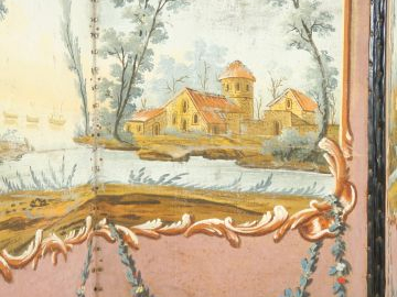 Paravent XVIIIème en toile peinte à décor de paysage lacustre animé,4 