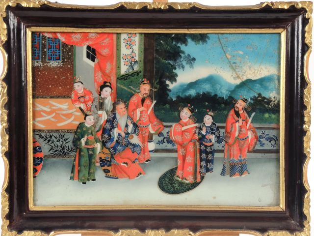 Suite de 8 fixés sous verre 'personnages et scènes de cour' (un accide