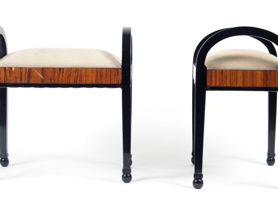 Jean FAURE. Paire de tabourets en palissandre et bois noirci (petits a