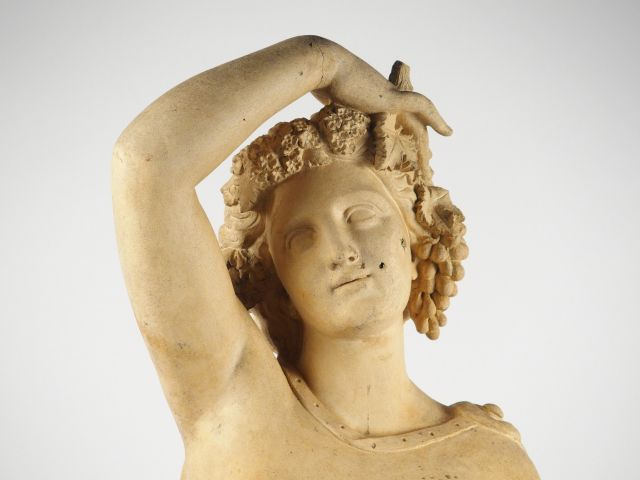 VIREBENT. Grande sculpture en terre cuite 'L'automne'. Signée. H. 172 