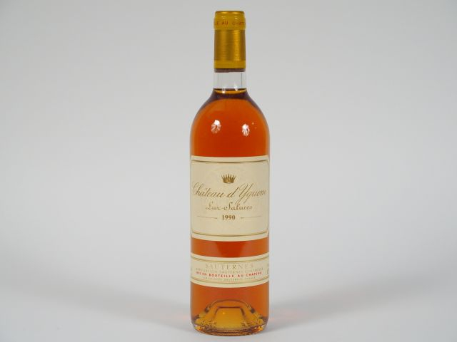 1 BOUTEILLE CHÂTEAU D'YQUEM SAUTERNES - 1990