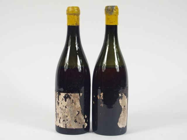 2 BOUTEILLES POUILLY FUISSE BOUCHARD PERE ET FILS ANNEES 20/30 - 10 CM