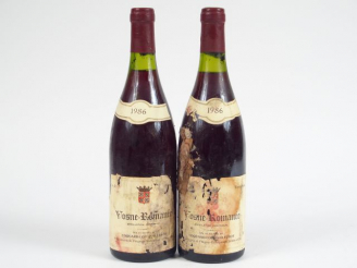 Vente aux enchères 2 BOUTEILLES VOSNE ROMANEE COQUARD LOISON FLEUROT - 1986 - EA