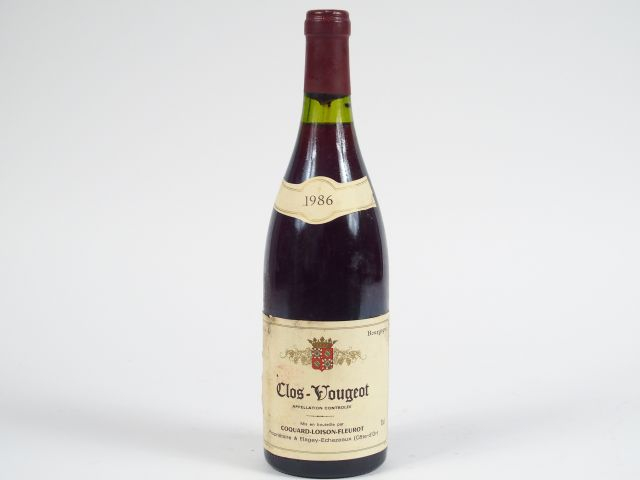 1 BOUTEILLE CLOS VOUGEOT COQUARD LOISON FLEUROT - 1986