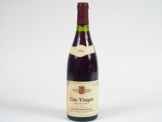 Vente aux enchères 1 BOUTEILLE CLOS VOUGEOT COQUARD LOISON FLEUROT - 1986