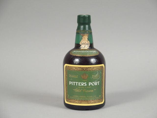 1 BOUTEILLE PITTERS PORT 'OLD CROWN' CORREA RIBEIRO - 1964 - MISE : 19