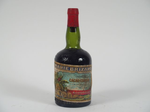 1 VIEILLE BOUTEILLE MARIE BRIZARD CREME DE CACAO CHOUAO VANILLE - ET S