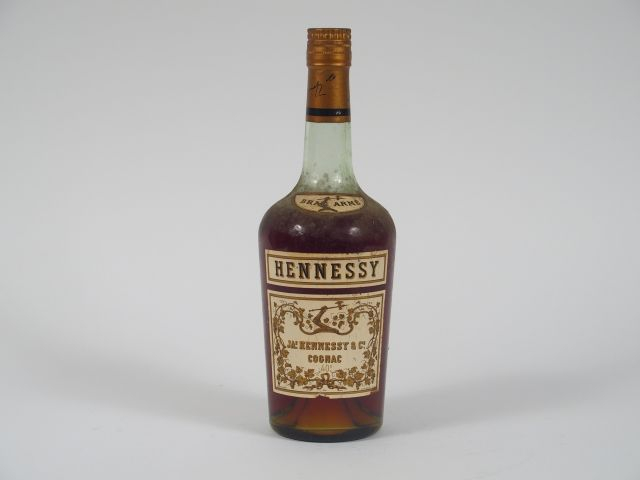 1 BOUTEILLE COGNAC BRAS ARME HENNESSY
