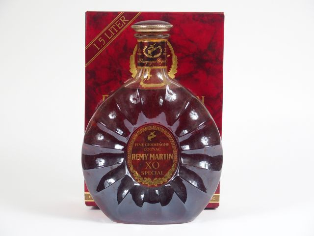 1 MAGNUM FINE CHAMPAGNE REMY MARTIN XO SPECIAL - COFFRET