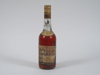 Vente aux enchères 1 BOUTEILLE COGNAC NAPOLEON EXCLUSIVITE ALAIN THOMAS - EA