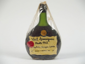 Vente aux enchères 1 BOUTEILLE VIEIL ARMAGNAC DELORD - 1942