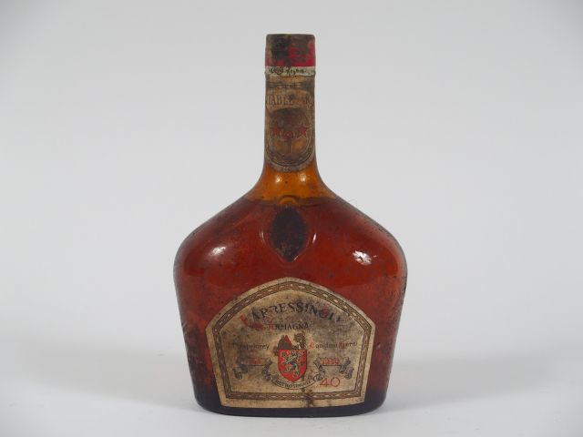 1 BOUTEILLE ARMAGNAC LARRESSINGLE - BS/ELA