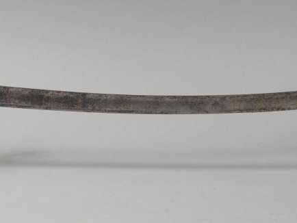 Sabre dans le style de la garde impériale époque restauration dans le 