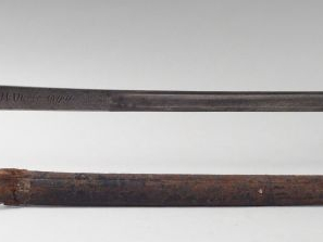 Petit Sabre Marocain Nimcha de belle fabrication, fusée en bois typiqu