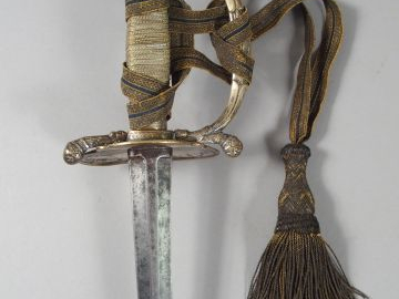 Epée de commissaire des guerres fin du 1er empire. Monture en bronze c