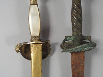 Lot composé d’une épée à la mousquetaire du 1er tiers du XVIIIème sièc