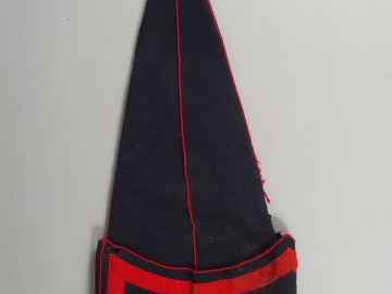 Bonnet de police troupe dans le gout du premier empire. Corps en drap 