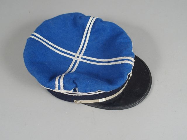 Réplique d’un képi de cadre de la douane "belle époque". (2)