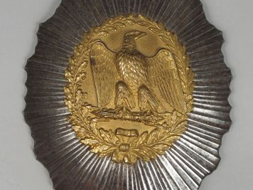 Motif central du plastron d’une cuirasse de Carabinier de la garde épo