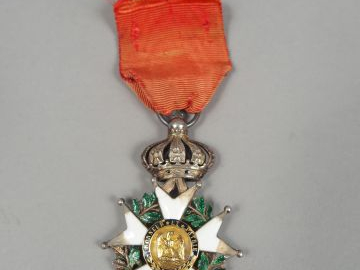 Etoile de Chevalier de la légion d’honneur époque Napoléon III, couron