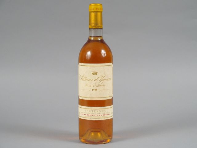1 BOUTEILLE CHÂTEAU D'YQUEM 1er CRU CLASSE SUPERIEUR SAUTERNES - 1988