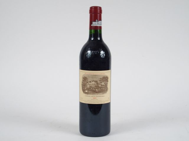 1 BOUTEILLE CHÂTEAU LAFITE ROTHSCHILD 1er GCC PAUILLAC - 1985