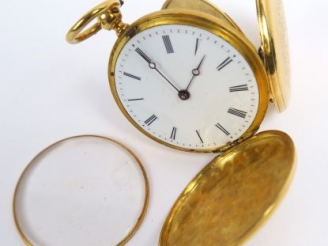 Vente aux enchères Montre de gousset en or, à décor ciselé et guilloché. Poids tel : 27,6