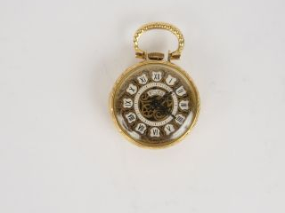 Vente aux enchères Montre de col en or. 8 g tel