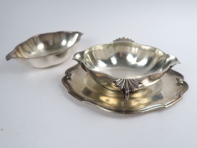 CARDEILHAC. Saucière de style Rocaille en argent, poinçon Minerve. Ave
