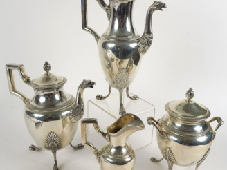 Vente aux enchères Service à thé et à café de style Empire en argent, poinçon Minerve, co
