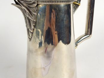 Pot à eau de style Empire en argent, poinçon Minerve, bec verseur en f