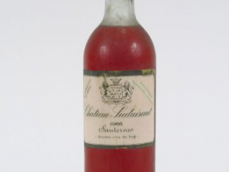 Vente aux enchères 1 BOUTEILLE CHÂTEAU SUDUIRAUT 1er CC SAUTERNES - 1966 - LB-HEP/EF/CAPS