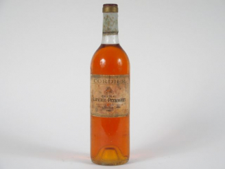 Vente aux enchères 1 BOUTEILLE CHÂTEAU LAFAURIE PEYRAGUEY 1er CC SAUTERNES - 1982 - BG/EF