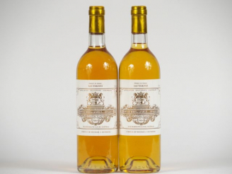 Vente aux enchères 2 BOUTEILLES CHÂTEAU FILHOT CC SAUTERNES - 1984