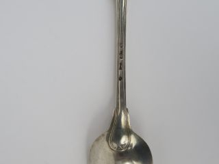 Cuillère à ragout XVIIIème en argent, modèle à filet. 133 g
