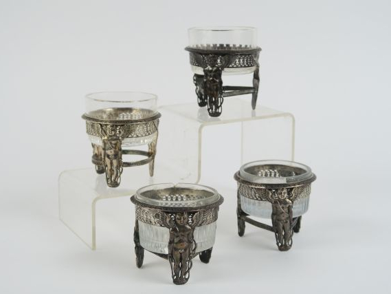 4 montures de saleron en argent fin XVIIIème, poinçon au premier coq, 