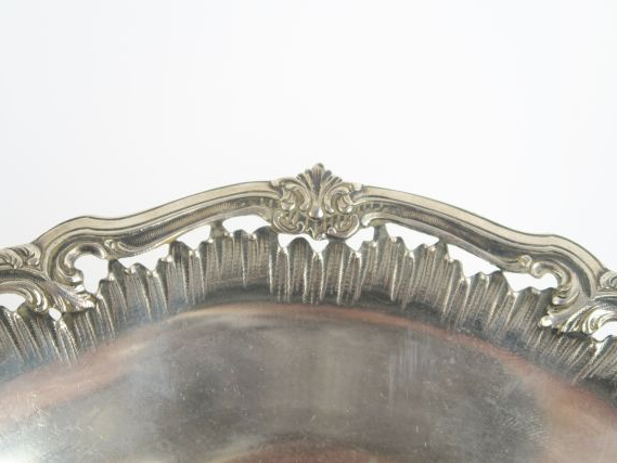 Compotier de style Louis XV en argent, poinçon Minerve à décor de roca
