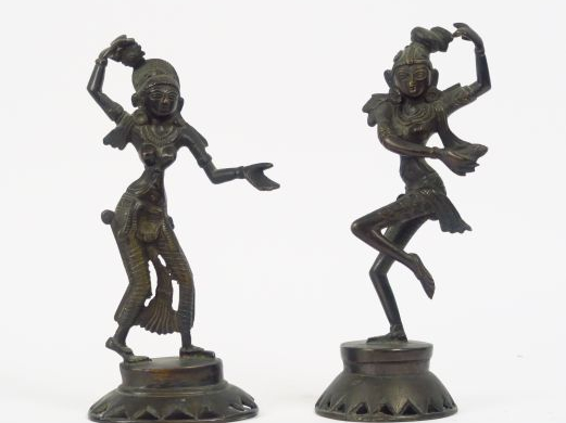 Couple de danseuses indiennes en bronze vers 1920. H. 28 cm
