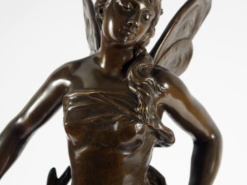 A. GAUDEZ "Ondine".  Sculpture en bronze à patine brune.  Signée.  H. 